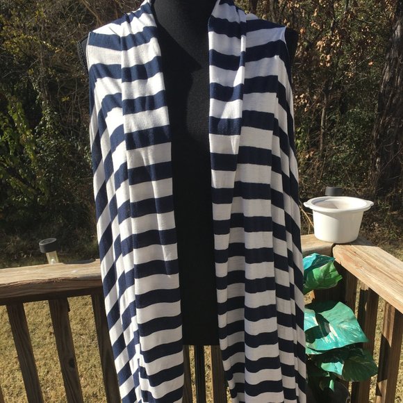 cardigan - Picture 4 of 4